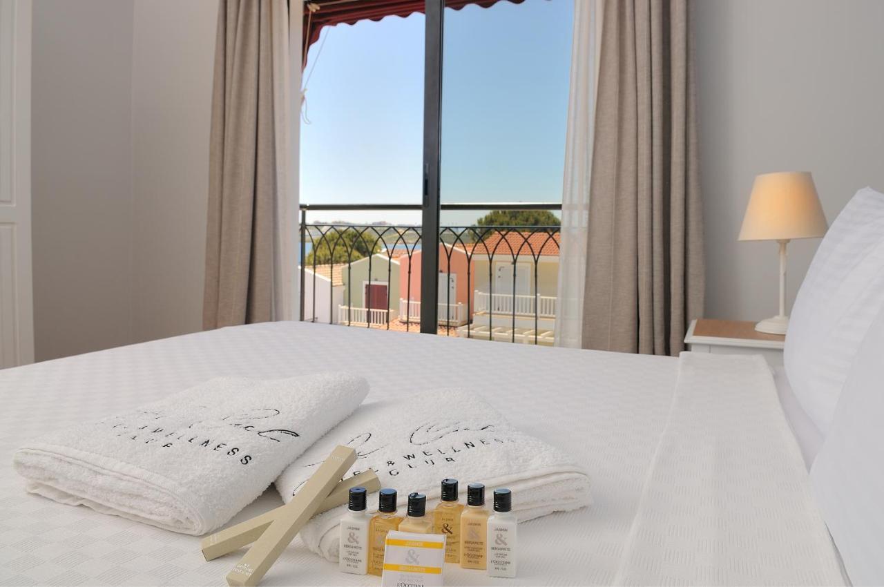 Le Ciel Hotels & Wellness Club Çeşme Extérieur photo