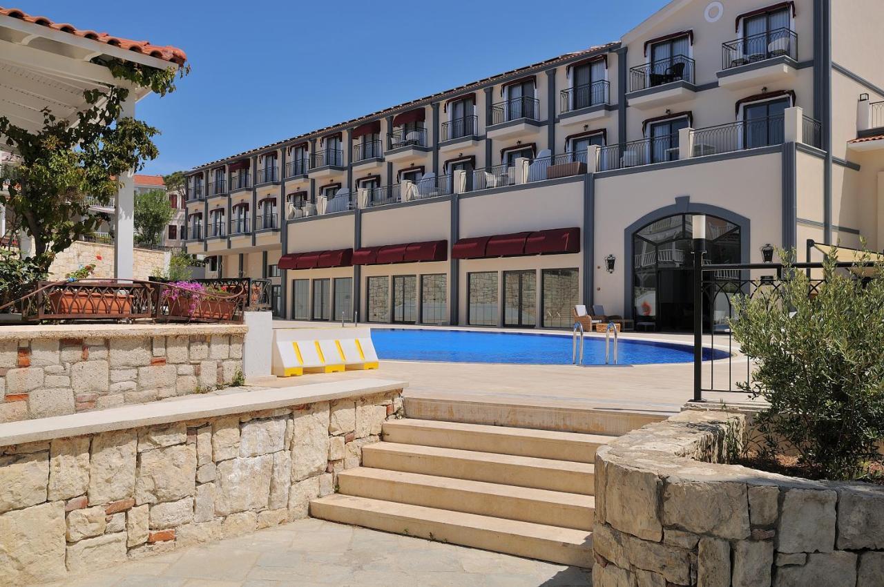 Le Ciel Hotels & Wellness Club Çeşme Extérieur photo